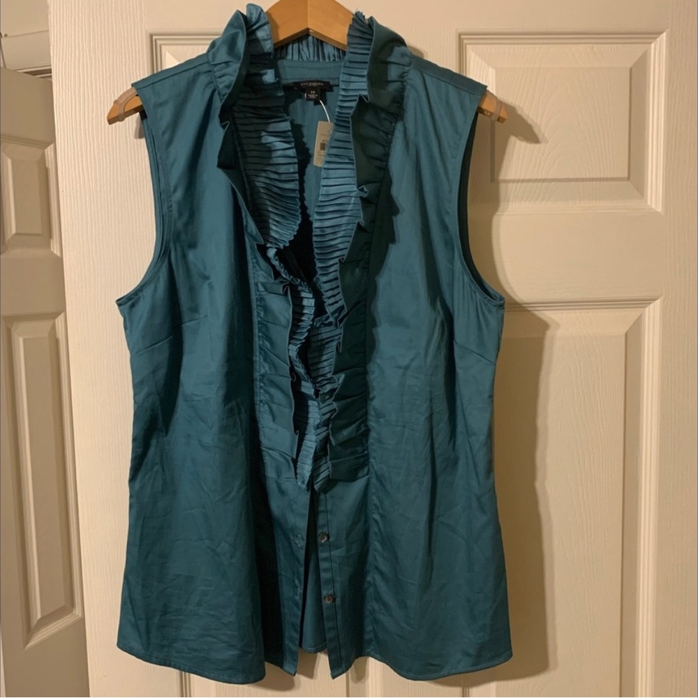 NWT Ann Taylor sleeveless tuxedo ruffle blouse